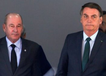 Comandantes do Exército, da Marinha e da Aeronáutica deixam cargos