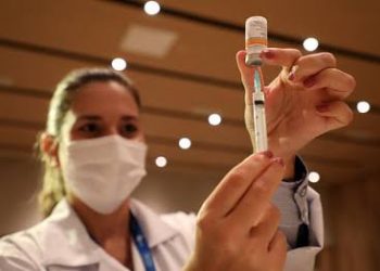 No Espírito Santo a vacinação de profissionais da segurança pública e professores prevista para este mês