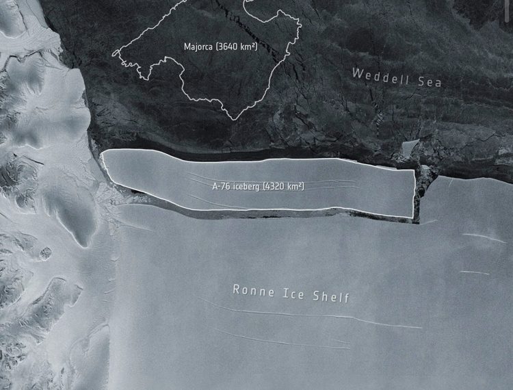 Maior iceberg do mundo se desprende na Antártica