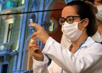 Mais de 150 mil doses de vacina contra a Covid-19 chegam ao Estado esta semana