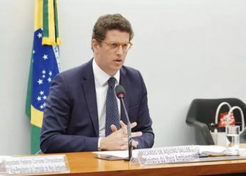 Ricardo Salles e Ministério do Meio Ambiente são alvos de operação da PF
