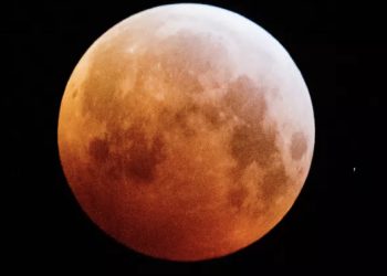Eclipse total e maior superlua de 2021 acontecem nesta quarta-feira (26)