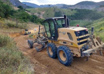 Secretaria de Agricultura realiza ações de infra estrutura no interior de Nova Venécia