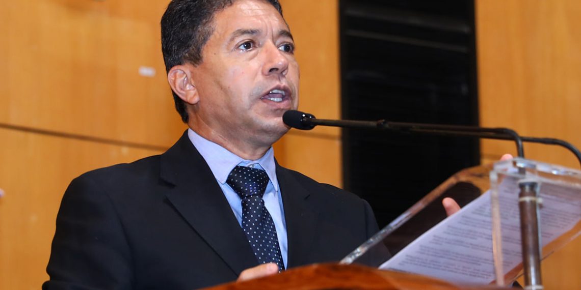Freitas propõe Frente Parlamentar de Apoio e Debate à Exploração do Sal-Gema no ES