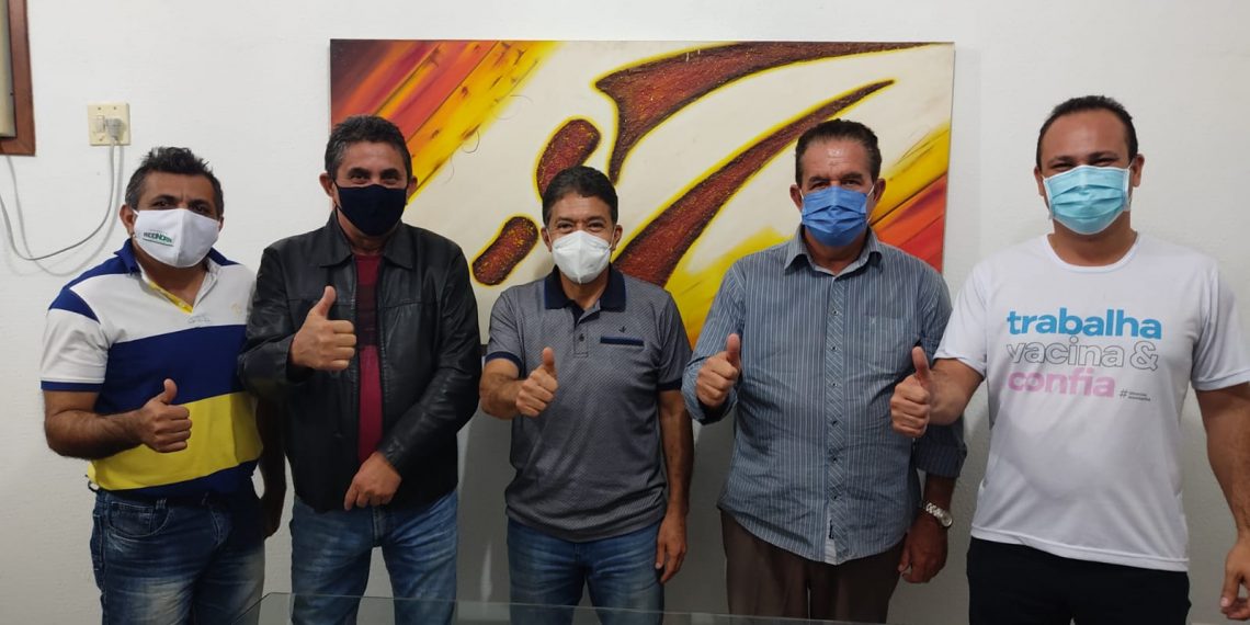 Prefeitos do Norte estabelecem agenda conjunta com deputado Freitas