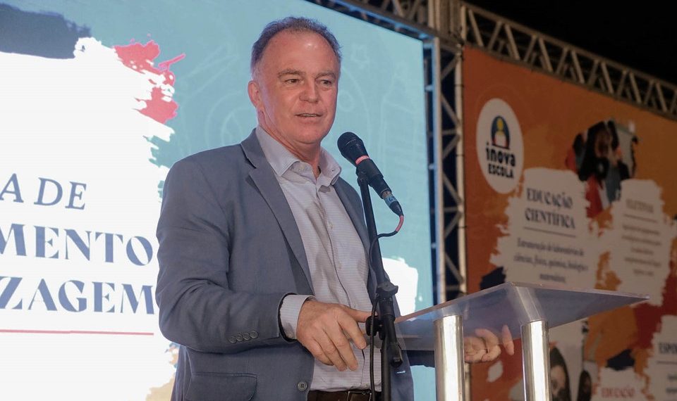 Governo anuncia pacote de investimentos de R$ 50 milhões para escolas da Rede Estadual