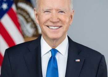 Biden vê guerra do Afeganistão terminar como começou: com mortes de americanos em atentados terroristas