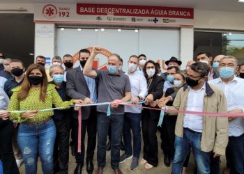 Governo do Estado inaugura obras e anuncia novos investimentos para Águia Branca