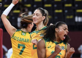 Brasil vence Coreia do Sul e enfrenta Estados Unidos na final do vôlei feminino
