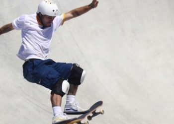 Pedro Barros voa e garante a medalha de prata no skate park