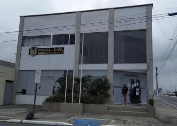 Criminosos roubam joalheria de Linhares, ES, e prejuízo pode chegar a R$ 300 mil