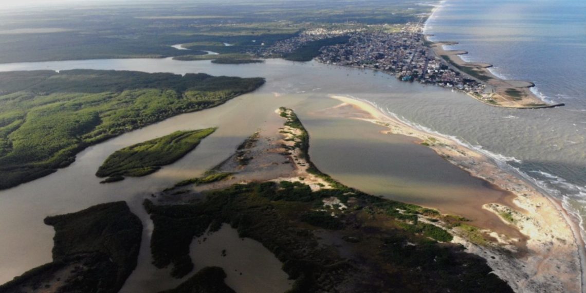 Autoridades e especialistas falam das vantagens da fixação da foz do rio Cricaré