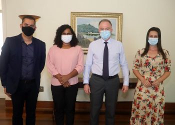 Governador encaminha projeto de lei para reestruturação do Bolsa Capixaba
