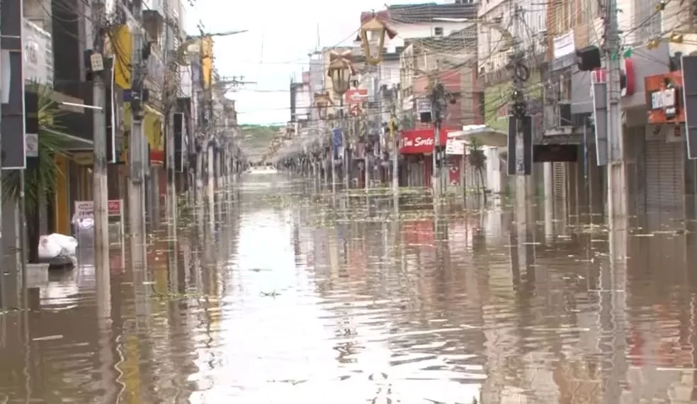 Chuva na Bahia : sobe para 20 o número de mortos
