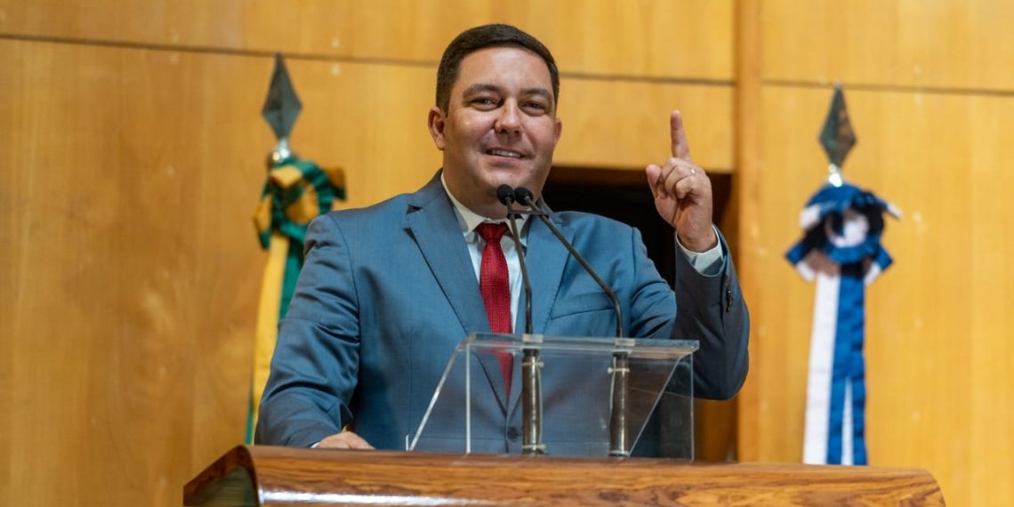 Bruno Lamas emplaca leis populares e se aproxima do cidadão