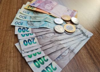 Selic a 9,25%: cálculo do rendimento da poupança muda; veja como fica e o comparativo com outros investimentos