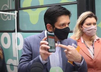 Comprovante de vacinação contra Covid é exigido em 19 capitais