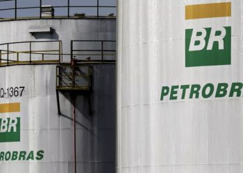 Petrobras sobe preço da gasolina e do diesel a partir de quarta-feira