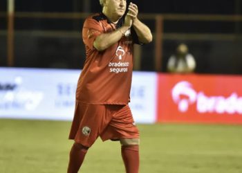 Maior ídolo do Flamengo, Zico completa 69 anos e recebe homenagens