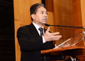 Deputado Freitas denuncia descaso da Eco101 com ponte de São Mateus