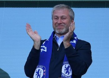 Bilionário russo Abramovich, dono do Chelsea, teria sido envenenado