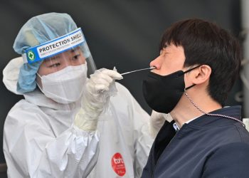 Com 621 mil casos de covid em 24 h, Coreia do Sul registra o maior recorde diário