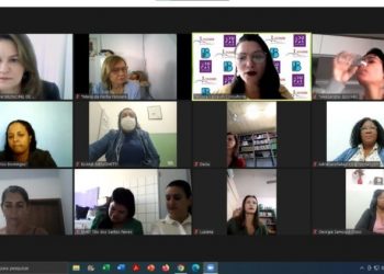 Encontro de formação para diretores e supervisores escolares pelo programa Educar pra Valer