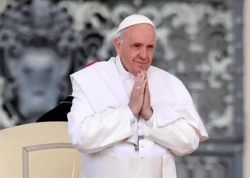 Papa Francisco faz oração por vítimas de deslizamento em Pernambuco