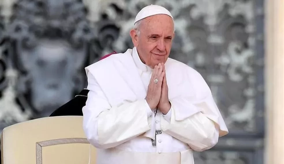 Papa Francisco faz oração por vítimas de deslizamento em Pernambuco