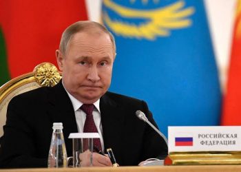 Após 100 dias de guerra, Putin conta com a indiferença do mundo