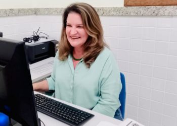 Secretária Municipal de Educação  apresenta experiências implantadas em Nova Venécia para cursistas do Piauí, Amapá, Distrito Federal e Alagoas