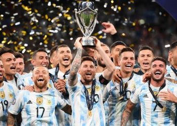 Com decisão nos pênaltis, Argentina vence a França e é Campeã do Mundo no Catar