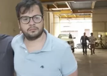 Anestesista é preso por suspeita de estuprar mulheres em cirurgias