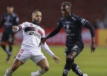 Flamengo sofre com altitude, perde para Del Valle e se complica na Recopa
