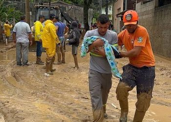 Fortes chuvas no litoral paulista deixam ao menos 36 mortos e 40 desaparecidos