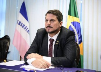 Do Val apresentou cinco versões sobre suposto plano golpista envolvendo Bolsonaro e agora diz que intenção é “ludibriar o inimigo”