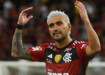 Arrascaeta é cortado da seleção do Uruguai após lesão em jogo do Flamengo
