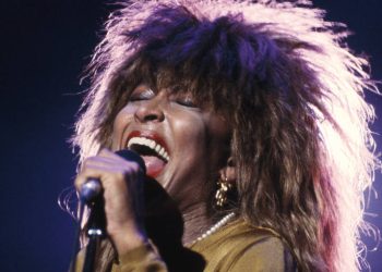 Morre Tina Turner, cantora considerada a maior diva do rock’n’roll, aos 83 anos