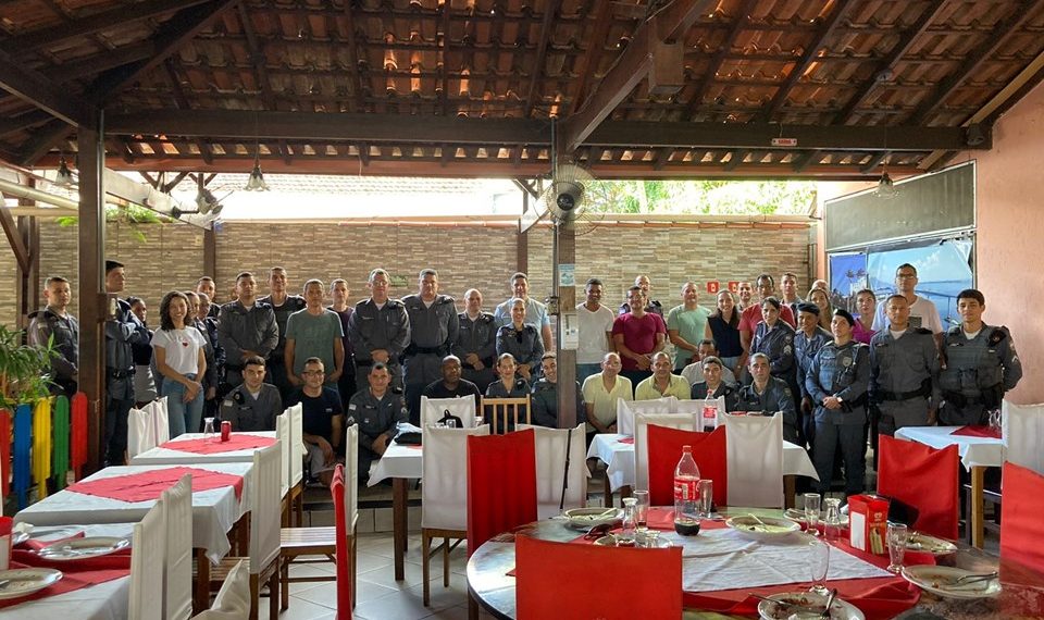 Almoço entre militares fortalece camaradagem e espírito de equipe no 4º BPM