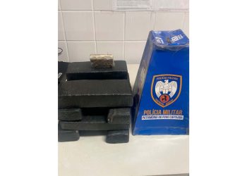6º Batalhão apreende oito tabletes de maconha no Centro da Serra