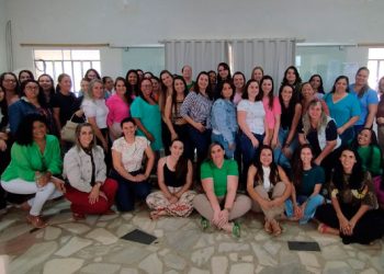 Secretária de Educação e Pedagogos de Vila Valério Visitam Escolas para Aprimorar Ensino
