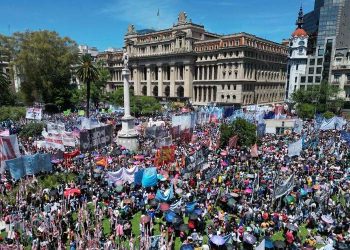 Argentina terá greve geral em janeiro