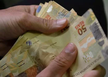 Salário mínimo será de R$ 1.412 em 2024; entenda o que muda e como o valor foi calculado