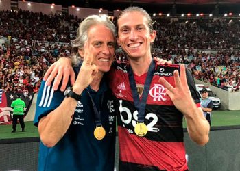 Filipe Luís recebe convite para ser auxiliar técnico de Jorge Jesus no Al Hilal
