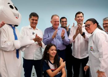Estado dá início à vacinação contra a dengue na Região Metropolitana de Saúde