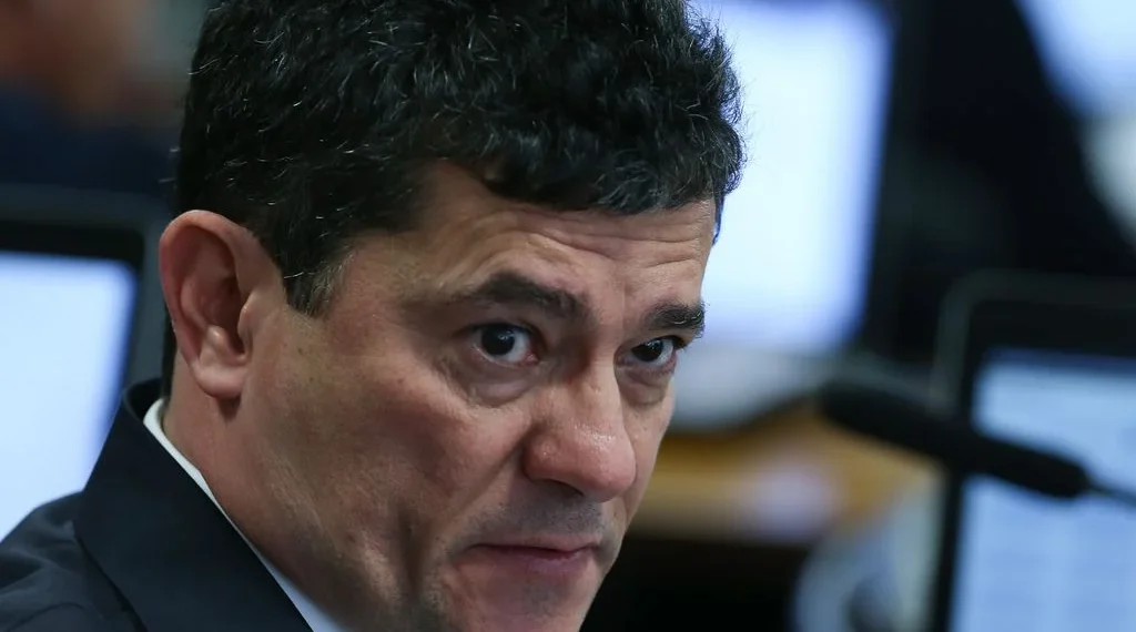 Atuação de Moro na Lava Jato é reprovada por 44% dos brasileiros, mostra pesquisa