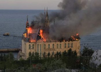 Míssil da Rússia destrói “Castelo do Harry Potter” na Ucrânia
