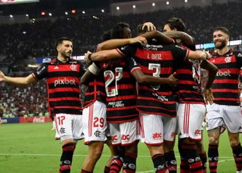 Análise: Flamengo cumpre sua obrigação contra Palestino, mas 2º tempo parecia que foi na altitude