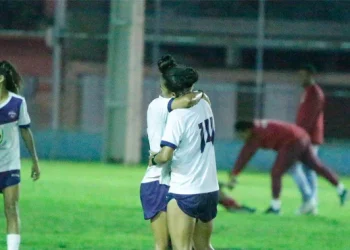 Além das quatro linhas: o futebol que abre portas para as mulheres
