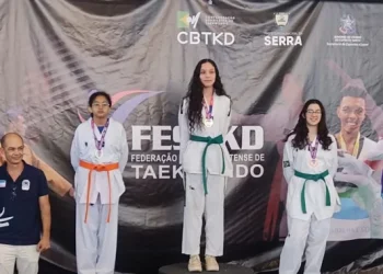 Estudante veneciana fica em 3º lugar em competição estadual de taekwondo